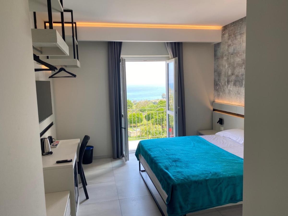 Gabriel Holidays Tropea Eksteriør billede
